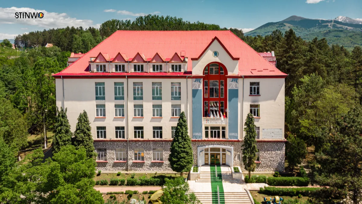 Study at University of Petroșani
