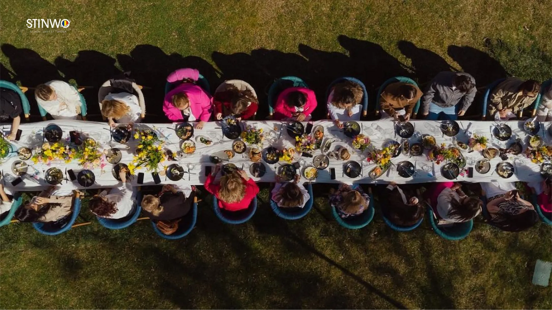 میز طولانی آلبا یولیا