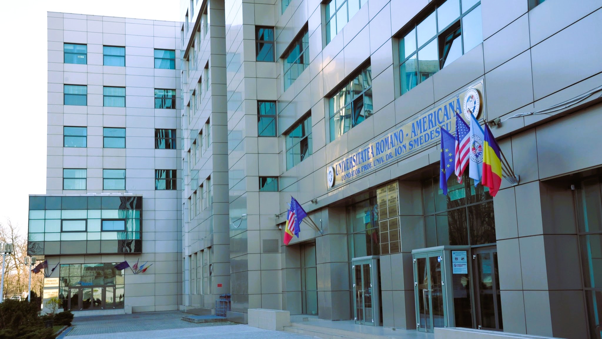 Private universities in Romania